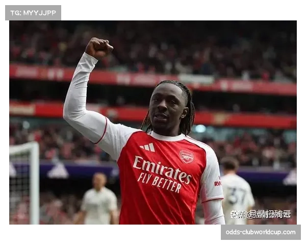 费耶诺德主帅范佩西执教表现稳健，率队领跑积分榜